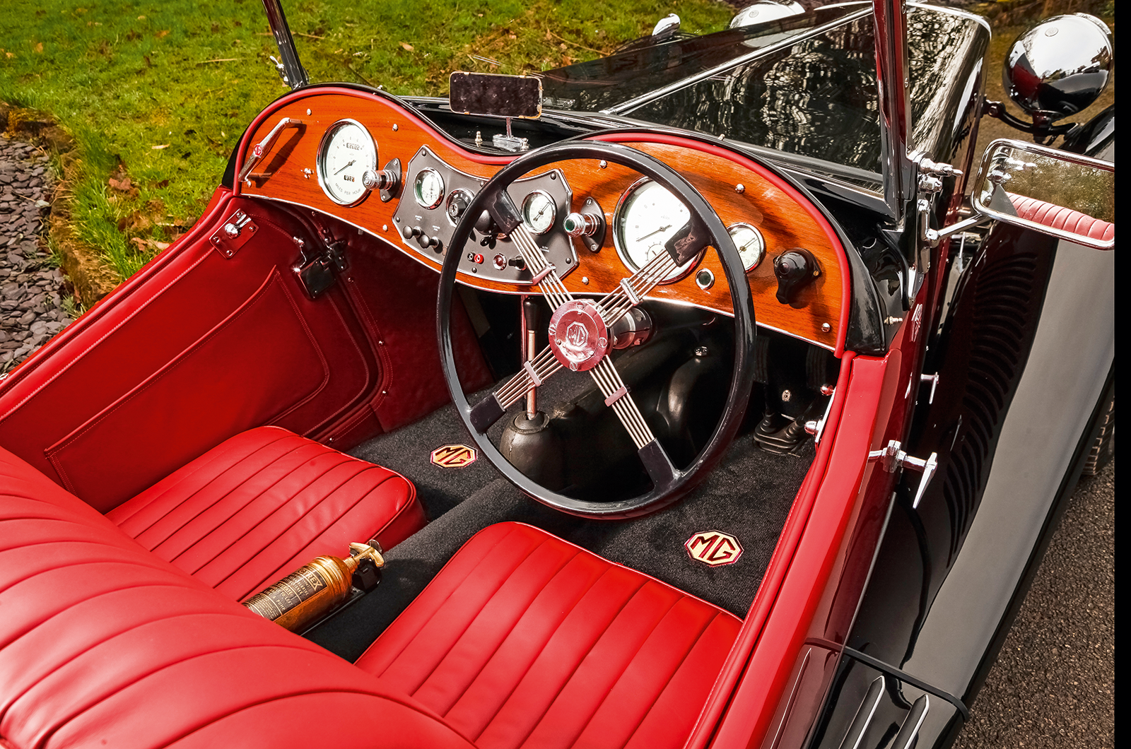MG-TC ダッシュボード　メーターパネル　ウォールナット MG-TC ダッシュボード メーターパネル ウォールナット 車 パーツ